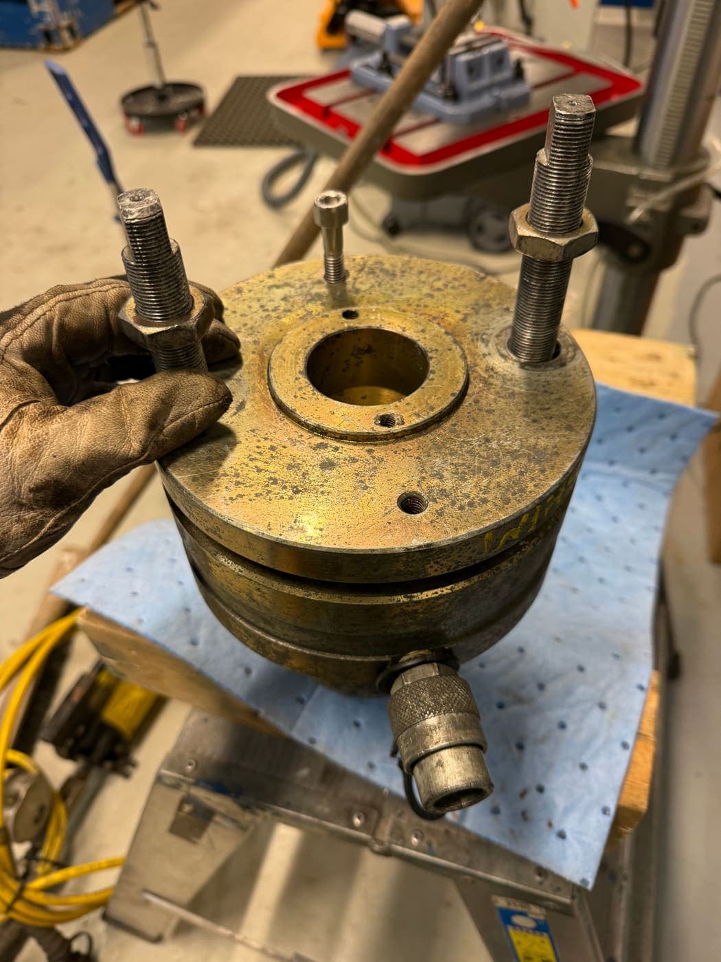 Overhaling av hydraulisk jekk